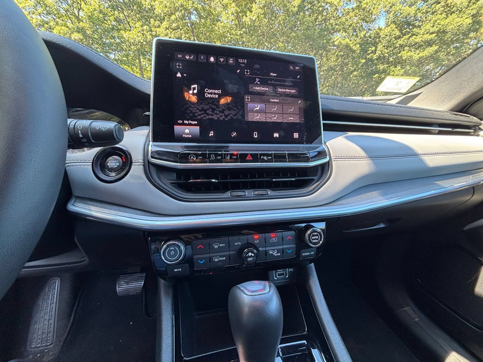 Used 2025 Jeep Compass Limited AWD/4WD image 16