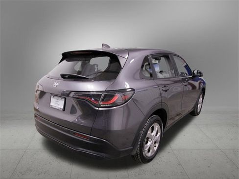 Certified 2023 Honda HR-V LX image 7
