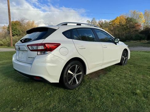 Used 2019 Subaru Impreza 2.0i Premium image 5