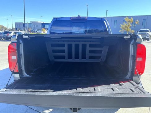 Used 2018 Chevrolet Colorado ZR2 image 9