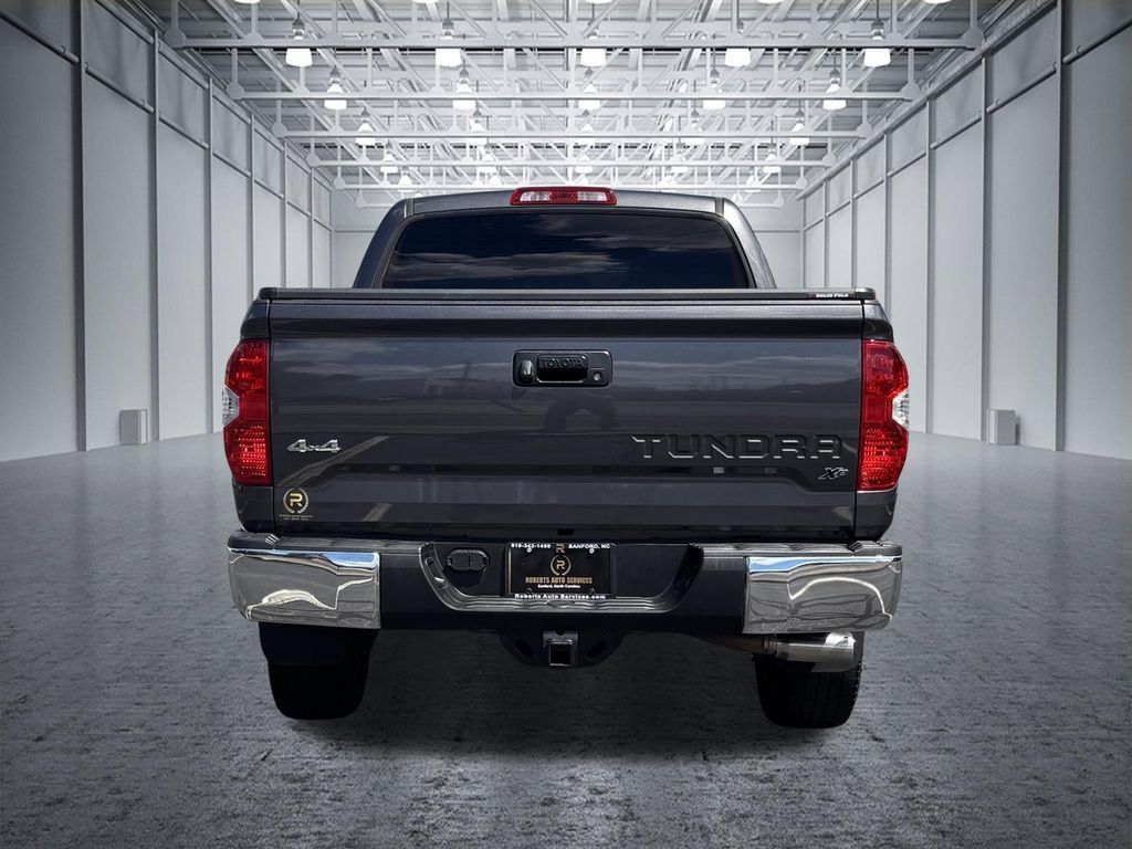 Used 2016 Toyota Tundra SR5 w/ SR5 Upgrade Package AWD/4WD image 5