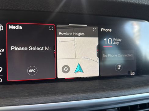 Used 2023 Alfa Romeo Stelvio Ti AWD/4WD image 17