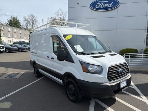 Used 2018 Ford Transit 250 130 Medium Roof RWD image 9