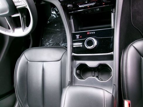 Certified 2025 Jeep Grand Cherokee Limited w/ Black Appearance Package AWD/4WD image 15