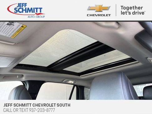 Used 2025 MAZDA CX-50 AWD 2.5 Hybrid w/ Premium Pkg image 23