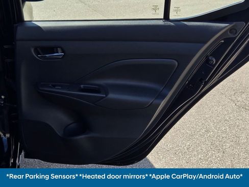 Used 2023 Nissan Versa SV image 11