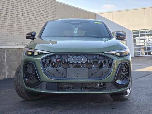 New 2025 Audi SQ5 Prestige image 31