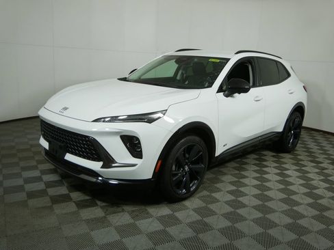 Used 2024 Buick Envision Sport Touring image 7