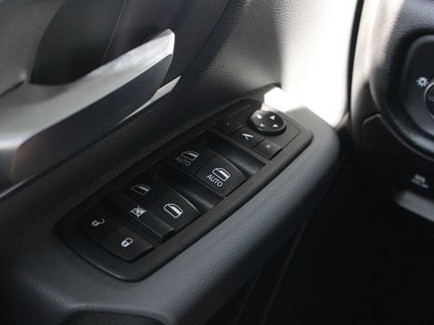 Used 2021 RAM 1500 Big Horn AWD/4WD image 10