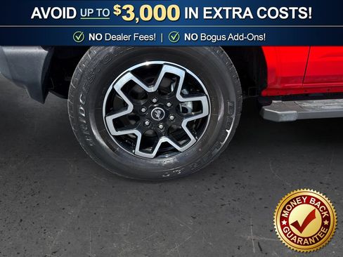Used 2022 Ford Bronco Outer Banks AWD/4WD image 13