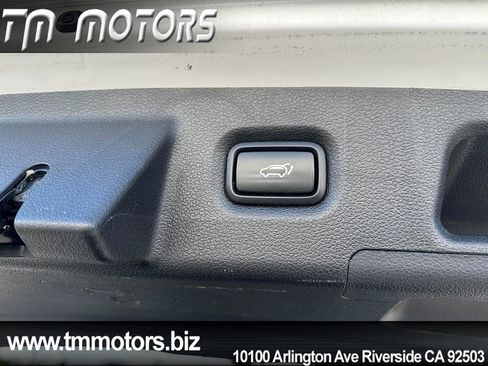 Used 2020 Hyundai Santa Fe SEL w/ Convenience Package AWD/4WD image 22