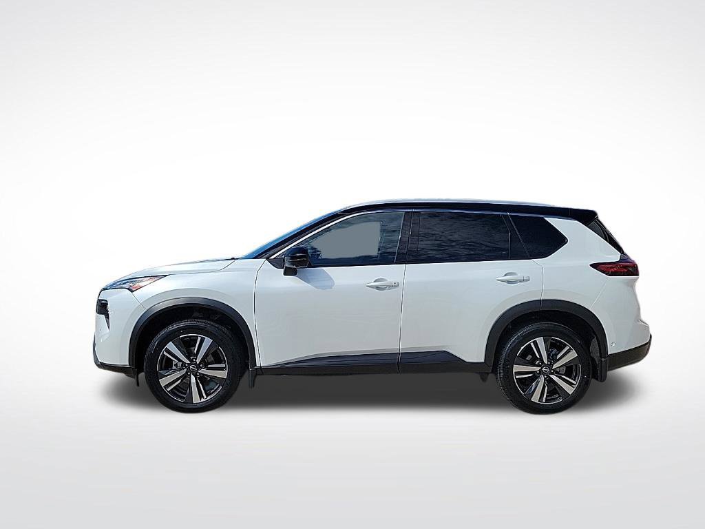 Certified 2024 Nissan Rogue SL w/ SL Premium Package AWD/4WD image 2