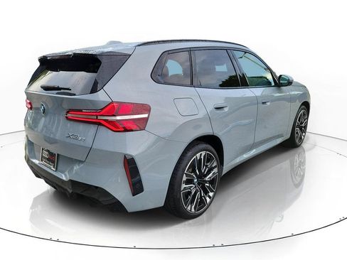 Used 2025 BMW X3 xDrive30i w/ M Sport Package AWD/4WD image 4
