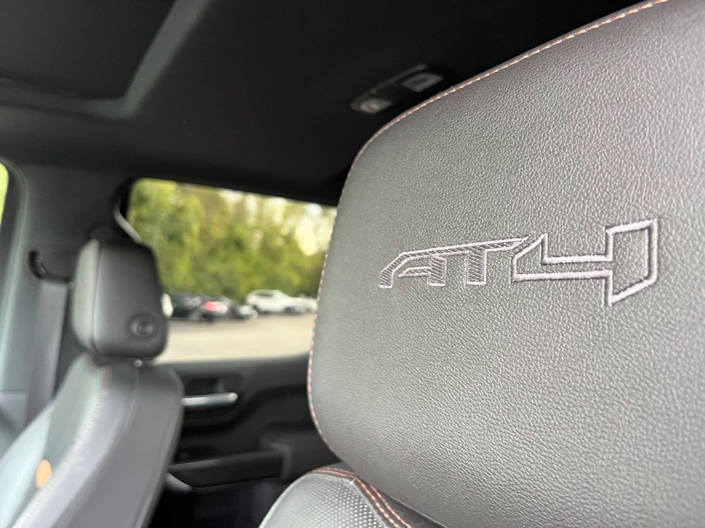 Used 2019 GMC Sierra 1500 AT4 w/ AT4 Premium Package AWD/4WD image 38
