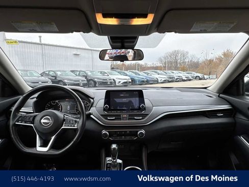 Used 2023 Nissan Altima 2.5 SR image 10