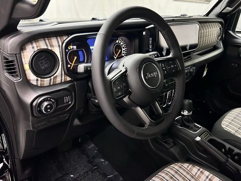 New 2026 Jeep Gladiator Mojave AWD/4WD image 12
