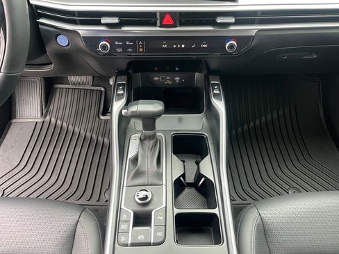 New 2026 Kia Sorento S FWD image 28