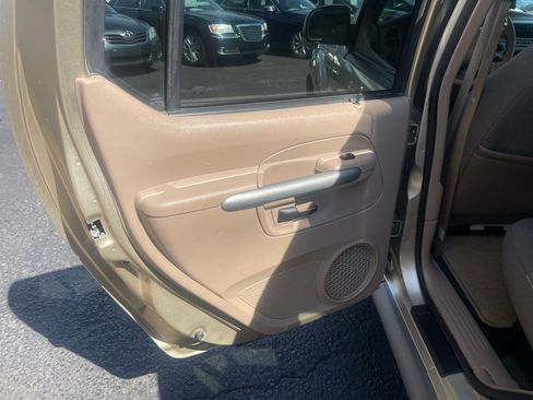 Used 2002 Ford Explorer Sport Trac 4x4 image 23