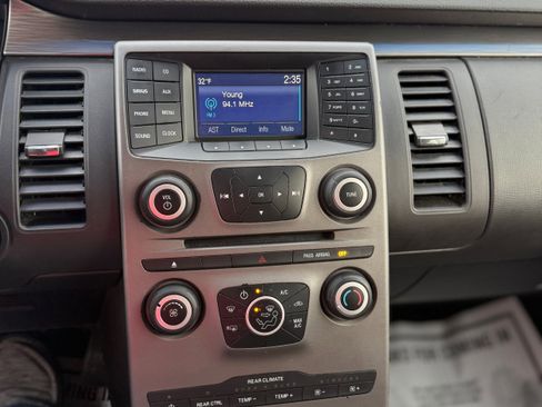 Used 2015 Ford Flex SE image 14