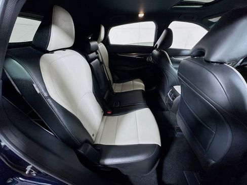 Used 2023 INFINITI QX55 Essential image 28