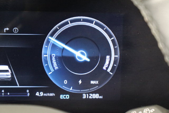 Certified 2023 Kia Niro Wave FWD image 35