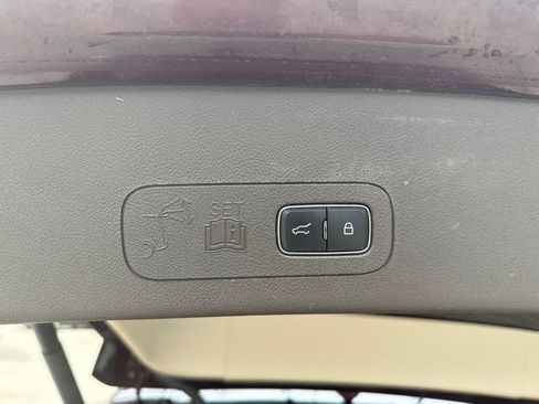 Used 2022 Lincoln Aviator Reserve w/ Equipment Group 201A AWD/4WD image 8