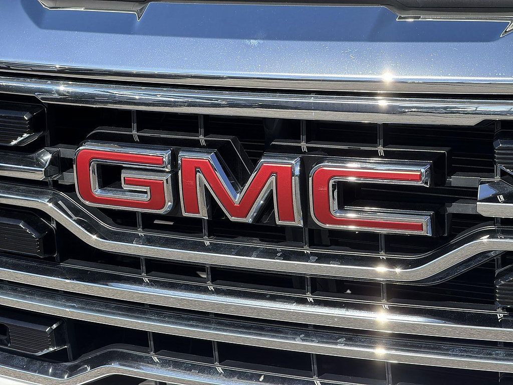 Used 2026 GMC Sierra 1500 SLT RWD image 30
