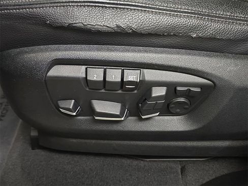Used 2017 BMW X5 xDrive50i image 32