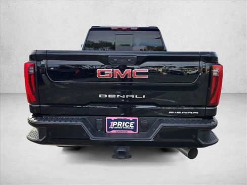 Used 2024 GMC Sierra 2500 Denali w/ Denali Reserve Package AWD/4WD image 7