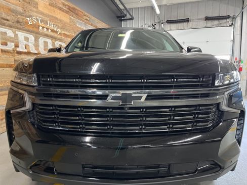 Used 2021 Chevrolet Suburban RST w/ Luxury Package image 8
