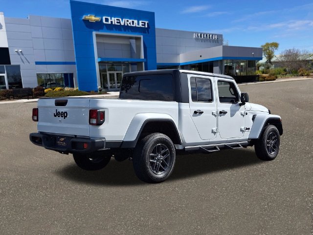 Used 2025 Jeep Gladiator Sport AWD/4WD image 27