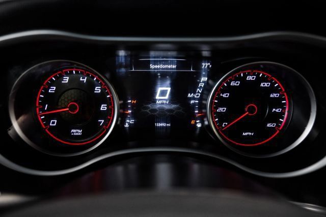 Used 2018 Dodge Charger R/T RWD image 21