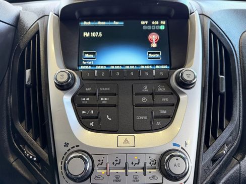 Used 2016 Chevrolet Equinox LT image 16