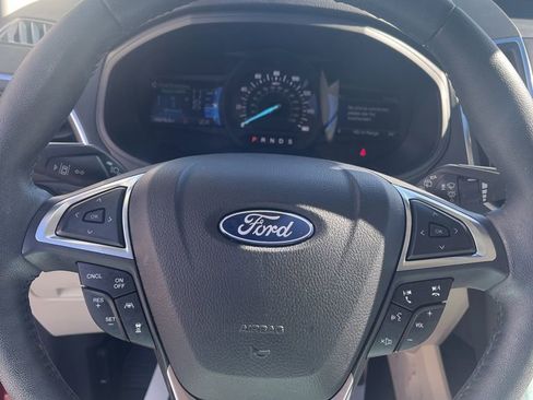 Used 2024 Ford Edge Titanium w/ Titanium Elite Package image 12