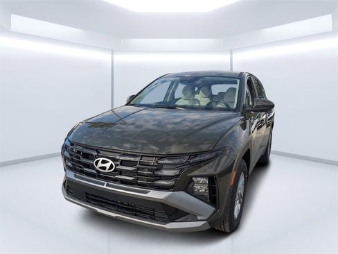 New 2026 Hyundai Tucson SE image 7