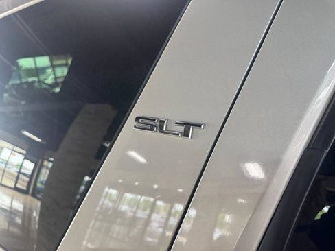 Used 2007 GMC Yukon SLT w/ SLT Preferred Equipment Group RWD image 29