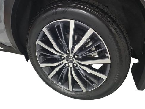 Used 2025 INFINITI QX60 Sensory AWD/4WD image 9