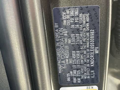 New 2025 Kia Niro EX Touring image 33