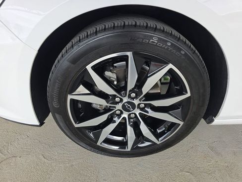 Used 2025 Chevrolet Malibu RS image 34