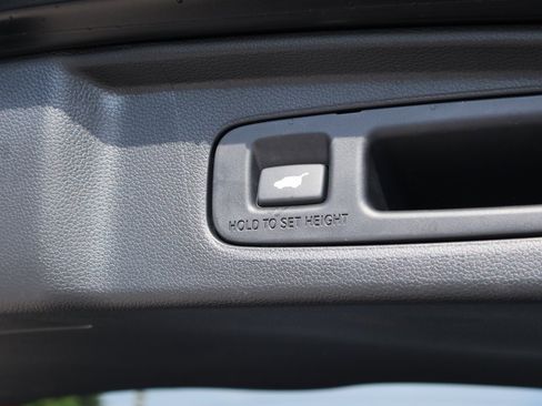 Used 2024 Honda CR-V EX-L image 16