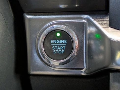 Certified 2023 Ford F150 Lariat w/ Equipment Group 502A High image 31