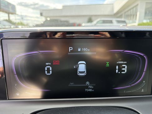 Used 2025 Kia Seltos LX image 15