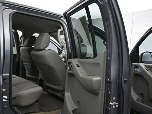 Used 2016 Nissan Frontier SV w/ SV Value Truck Package image 13