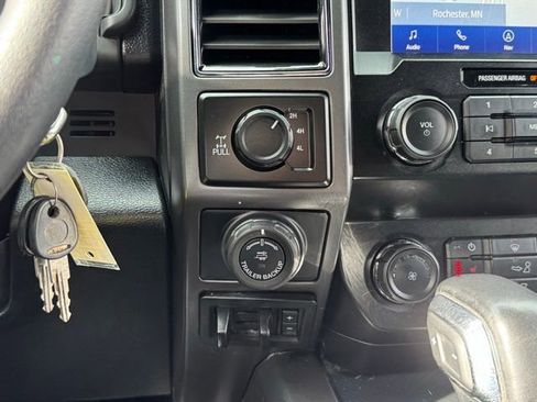 Used 2019 Ford F150 XLT w/ Equipment Group 302A Luxury AWD/4WD image 12
