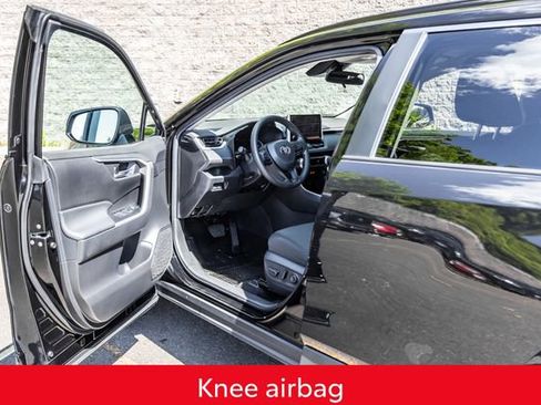Certified 2023 Toyota RAV4 XLE AWD/4WD image 27