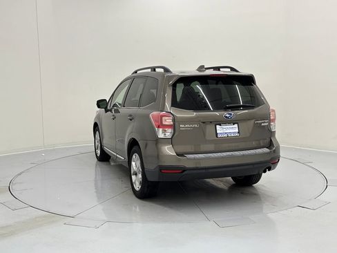 Used 2017 Subaru Forester 2.5i Touring image 3