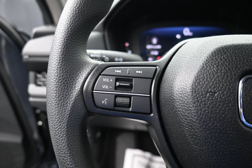 Used 2025 Honda Accord SE image 22