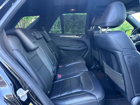 Used 2017 Mercedes-Benz GLE 43 AMG 4MATIC image 33