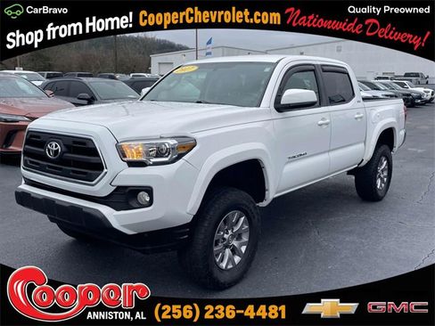 Used 2017 Toyota Tacoma SR5 image 1