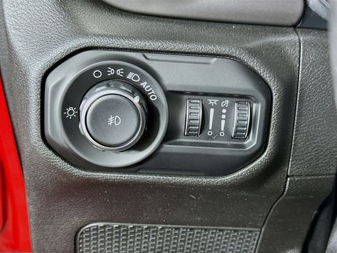 Used 2019 Jeep Wrangler Unlimited Sport S AWD/4WD image 15